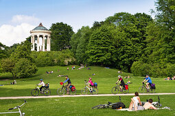 Isar Cycle Route, Monopteros in background, English Garden, Munich, Upper Bavaria, Germany