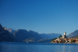 Boat, Scaliger Castle, Malcesine, Lake Garda, Veneto, Italy