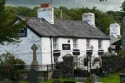 White Horse Inn in the village of Garmon Chapel, Snowdonia National Park, Wales, UK