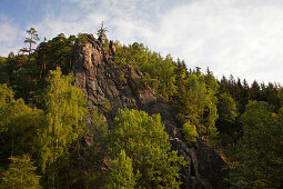 Rock formation Adlerklippe, above Oker valley, near Goslar, Harz mountains, Lower Saxony, Germany