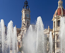 Brunnen vor dem Rathaus, Place de l'Ajuntament, Valencia, Spanien, Europa