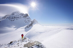 Bergsteiger, Jungfraujoch, dahinter Jungfrau, Grindelwald, Berner Oberland, Schweiz