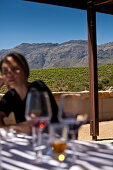 Terrasse des Restaurant Guardian Peak, Stellenbosch, Westkap, Südafrika, Afrika