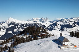 Hahnenkamm Gipfel, Kitzbühler Horn im Hintergrund,  Kitzbühel, Tirol, Österreich