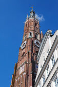 Historic buildings and the steeple of the church of St Martin, Dreifaltigkeitsplatz, Old town, Landshut, Lower Bavaria, Bavaria, Germany, Europe
