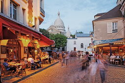 Place du Tertre and Sacre Coeur basilica in the evening, Montmartre, Paris, France, Europe