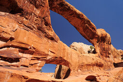Double O Arch in the sunlight, Arches National Park, Moab, Utah, Southwest, USA, America