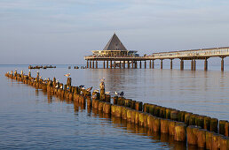 Seebrücke Heringsdorf im Abendlicht, Insel Usedom, Ostsee, Mecklenburg Vorpommern, Deutschland, Europa