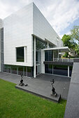 Exterior view of the museum Frieder Burda, architect Richard Meier, Baden-Baden, Black Forest, Baden-Wuerttemberg, Germany, Europe