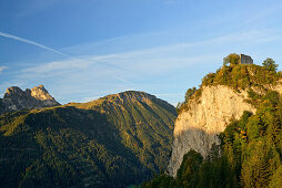 Aggenstein und Falkenstein mit Burgruine Falkenstein, Falkenstein, Allgäuer Alpen, Allgäu, Schwaben, Bayern, Deutschland