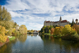 Sigmaringen Castle under clouded sky, Sigmaringen, Swabian Alp, Baden-Wuerttemberg, Germany, Europe