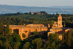 Monte Oliveto Maggiore, Benediktiner-Kloster bei Asciano, Val d'Orcia, UNESCO Weltkulturerbe, Provinz Siena, Toskana, Italien, Europa
