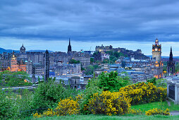 View to city of Edinburgh, illuminated at night, with St. Giles' Cathedral, Edinburgh castle and Balmoral Hotel, Calton Hill, UNESCO World Heritage Site Edinburgh, Edinburgh, Scotland, Great Britain, United Kingdom