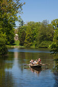 Bootsfahrt auf dem See, Blick zum Venustempel, Wörlitz, UNESCO Welterbe Gartenreich Dessau-Wörlitz, Sachsen-Anhalt, Deutschland