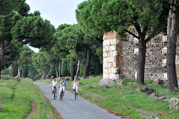 Via Appia Antica, Römerstraße von Rom nach Brindisi, bei Rom, Italien