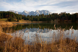 View over lake Geroldsee to the Karwendel mountains, near Mittenwald, Bavaria, Germany