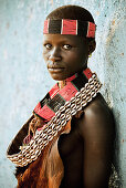 Junge Frau der Hamar Volksgruppe, Turmi, Omo Tal, Südäthiopien, Afrika