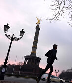 Siegessäule bei Sonnenuntergang, Berlin, Deutschland