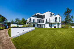 Moderne Architekturvilla in Brandenburg, Deutschland