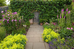 Rose Garden, Sissinghurst Castle Gardens, Kent, Großbritannien