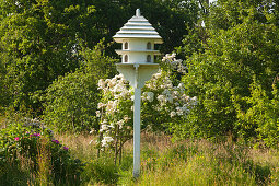 Taubenhaus im Orchard Garden, Sissinghurst Castle Gardens, Kent, Großbritannien