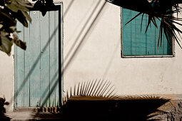 Hauswand mit Tür und Fenster, Praia, Santiago, Kap Verde
