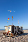 Beach huts on the beach, Nordstrand beach, Norderney, Ostfriesland, Lower Saxony, Germany