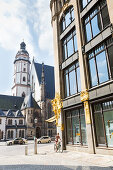 St. Thomas Church, bank building in foreground, Leipzig, Saxony, Germany