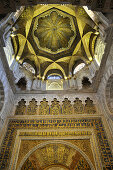 Kuppel des Mihrab in der Mezquita in Cordoba, Andalusien, Spanien