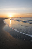 Strand, Sonnenuntergang, Domburg, Nordsee-Küste, Provinz Seeland, Niederlande
