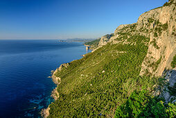 View to Golfo di Orosei with rock spire Pedra Longa, Selvaggio Blu, National Park of the Bay of Orosei and Gennargentu, Sardinia, Italy