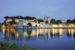 Pont St Benezet,  Bruecke von Avignon,  Papastpalast,  Avignon,  Frankreich