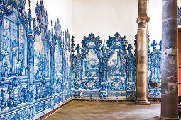 Kacheln (Azulejos) in der Kirche Igreja da Misericordia, Tavira, Algarve, Portugal
