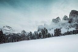 Winterly morning in the area of the Villnoesser Geisler, Gruppo delle Odle, Dolomites, Unesco world heritage, Italy