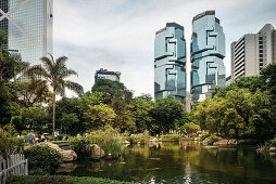 Blick auf Lippo Centre Wolkenkratzer, Hongkong Park, China, Asien