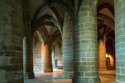 Krypta, Pfeiler, Le Mont-Saint-Michel, Kloster, Weltkulturerbe UNESCO, Felseninsel, Normandie, Frankreich