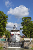 Historic Steamboat Juno in the lock of the Goeta Canal, Berg, close to Linkoeping, oestergoetland, South Sweden, Sweden, Scandinavia, Northern Europe