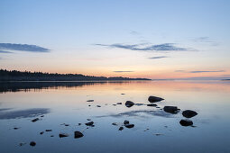 Morgenrot über der Ostsee, Kapellskär, Stockholms län, Uppland, Südschweden, Schweden, Skandinavien, Nordeuropa, Europa