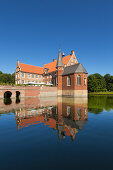 Huelshoff moated castle, near Havixbeck, Muensterland, North-Rhine Westphalia, Germany