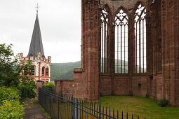 St. Peters church and Wernerkapelle, Bacharach, Rhine river, Rhineland-Palatinate, Germany