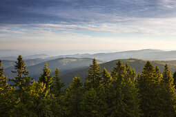 Blick vom Belchen über die Höhenzüge, Südlicher Schwarzwald, Baden-Württemberg, Deutschland