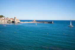 Bay of Collioure, Côte Vermeille, Mediterranean Sea, Pyrénées Orientales, Occitanie, Languedoc Roussillon, France