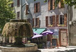 Mushroom Fountain, Village Saquare, Barjols, Var, Provence, France