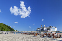 Pier in Baltic resort Sellin, Island Ruegen, Baltic Sea coast, Mecklenburg-Western Pomerania, Northern Germany, Germany, Europe