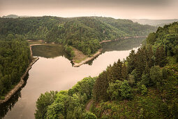 Stausee der Talsperre Wendefurth, Harz Nationalpark, Sachsen-Anhalt, Deutschland