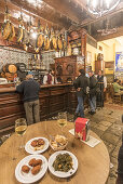 El Rinconcillo älteste Tapas-Bar in Sevilla, spanisches Restaurant, gegründet 1670, Andalusien Spanien