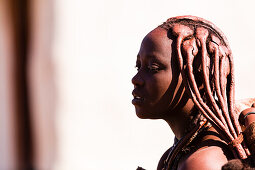 Junge Himbafrau, Kunene, Namibia