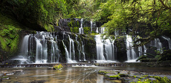 Purakaunui Falls, Wasserfall in Catlins, Clutha, Otago, Southland, Südinsel, Neuseeland, Ozeanien