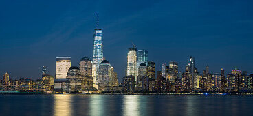 One World Trade Center, Manhatten Skyline, Hudson River, New York City, USA