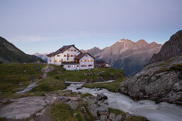 Alpine Association, New Regensburg alpine hut, Stubaier Hoehenweg, Stubaital, Tyrol, Austria, Europe